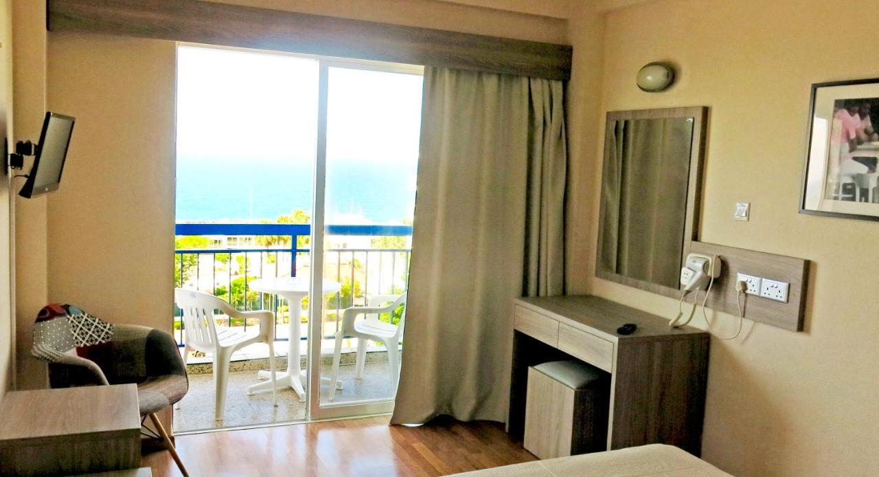 Marina Hotel Ayia Napa Exterior photo